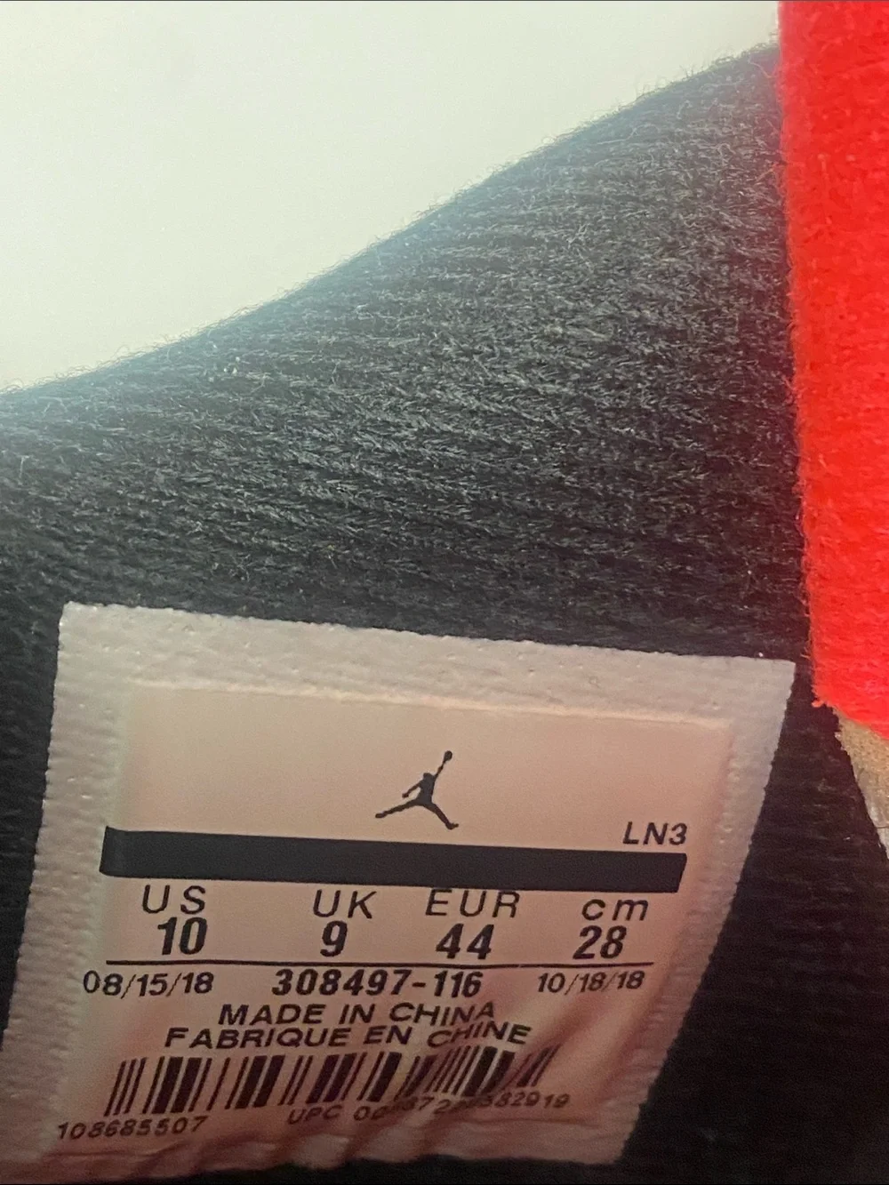 White and orange Jordan 4 like new (taking best offer)